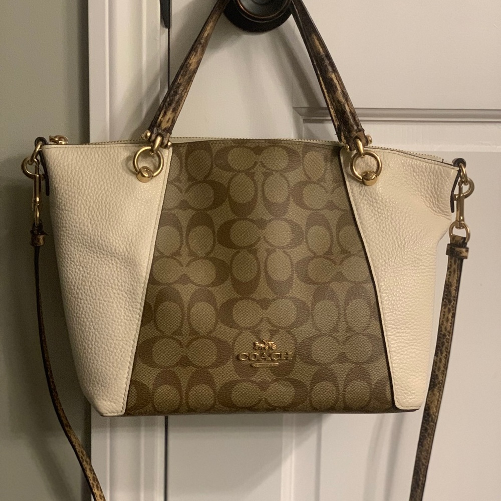 COACH Kasey signature hand bag.